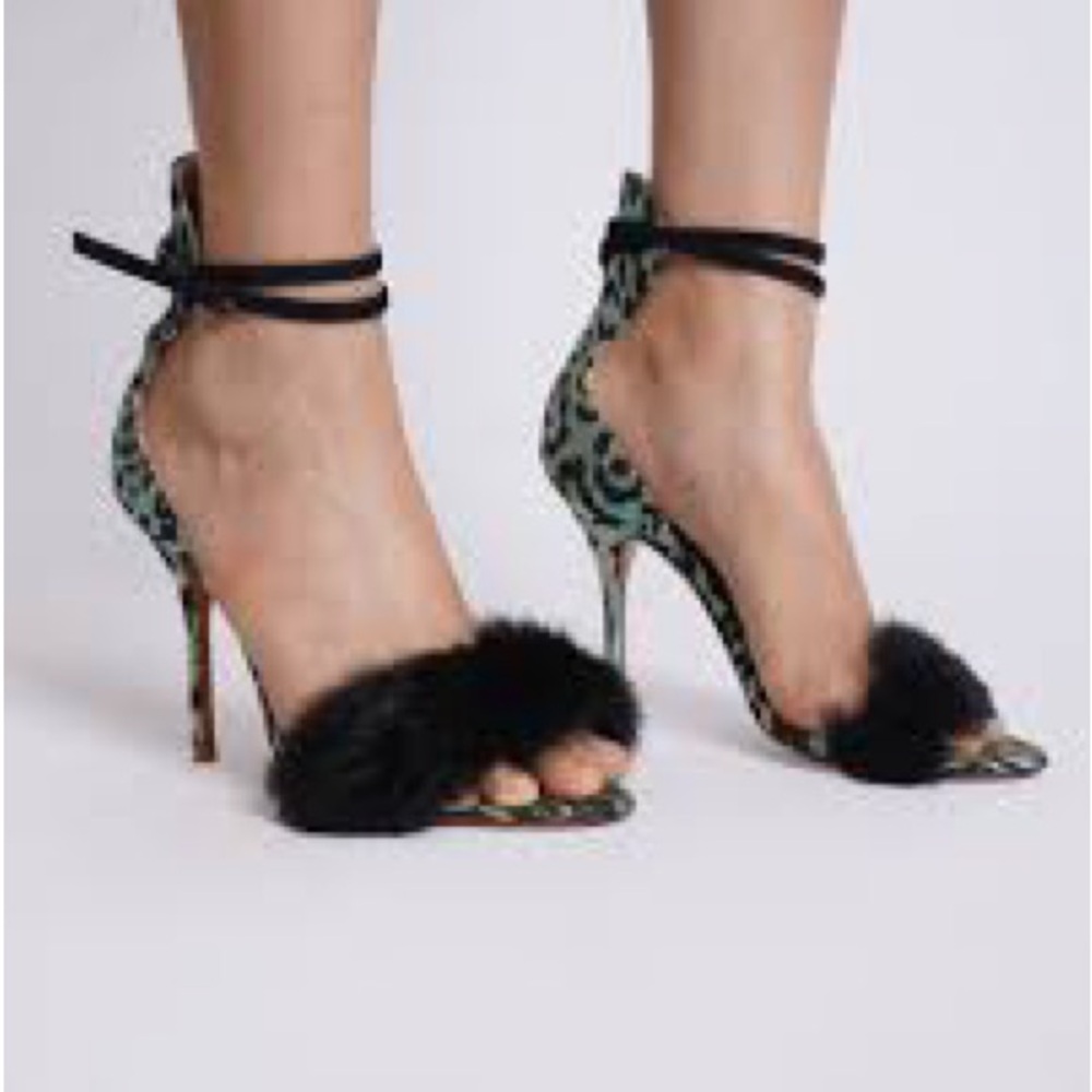Sophia Webster Black Plush Toe Band Sandals